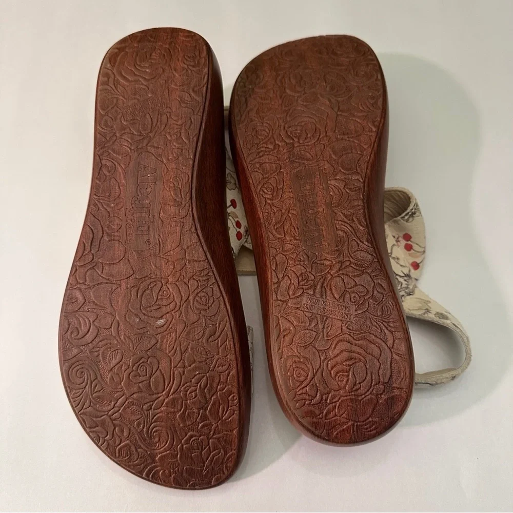 Alegria Bailee Sandal In Chill Pill Size 40 Tan - Picture 6 of 6